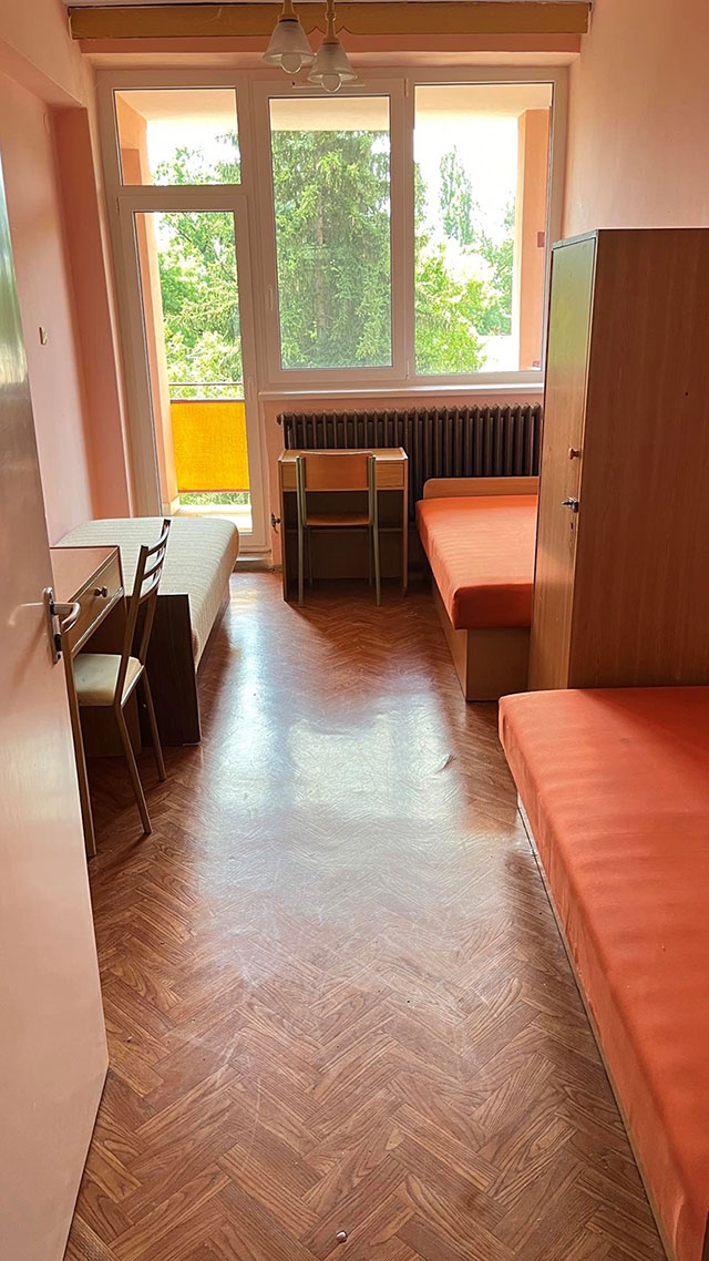 Széchenyi István Két Tanítási Nyelvű Közgazdasági Technikum és Kollégium